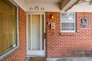 7205 Robinhood Lane - Photo 5