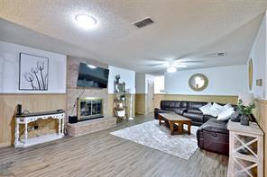 2810 Arrowhead Drive - Photo 1