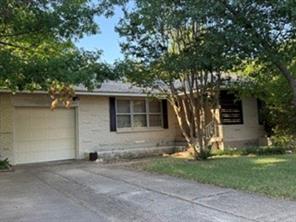 2615 Southwood Drive - Photo 1