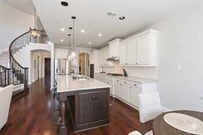 320 Dianna Drive - Photo 4