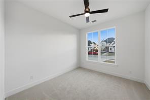 1009 Kelley Lane - Photo 2