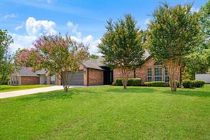 470 Chestnut Lane - Photo 1