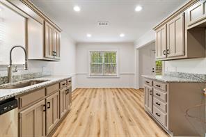 470 Chestnut Lane - Photo 7