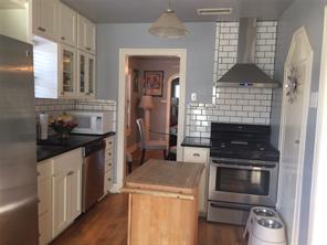 2546 Gladstone Drive - Photo 4