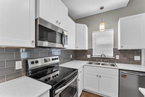 1309 Wood Avenue - Photo 3
