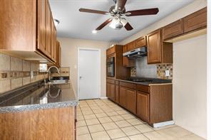 1241 College Parkway - Photo 6
