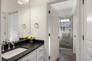 2560 Shady Oaks Circle - Photo 29