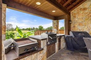 2560 Shady Oaks Circle - Photo 38