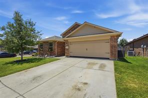 1124 Autumnwood Drive - Photo 2