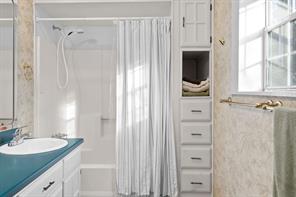 1801 Private Road 3340 - Photo 16