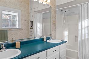 1801 Private Road 3340 - Photo 9
