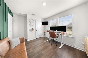 2920 Roper Street - Photo 4