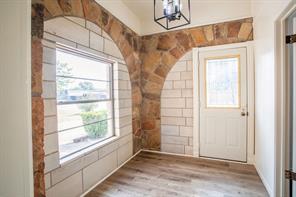 232 S Jacobs Street - Photo 2