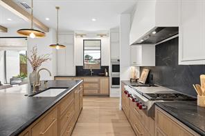 10806 Camellia Drive - Photo 12