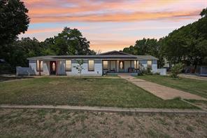 2450 S Burleson Boulevard - Photo 1