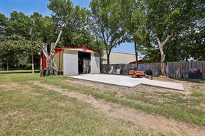2450 S Burleson Boulevard - Photo 29