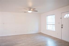 300 S Cottonbelt Avenue - Photo 3
