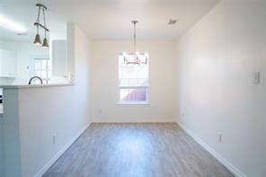 300 S Cottonbelt Avenue - Photo 5