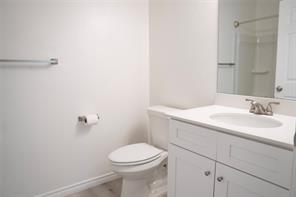 300 S Cottonbelt Avenue - Photo 8