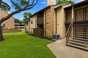 1307 Willoughby Lane - Photo 17