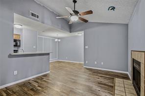 1307 Willoughby Lane - Photo 6