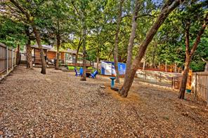153 Bridlepath Drive - Photo 33