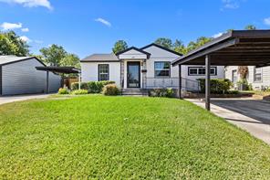 1100 E Bowie Street - Photo 1