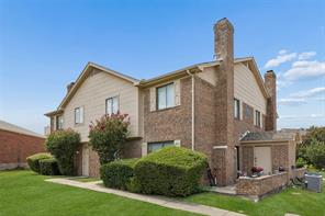 3951 N Garland Avenue - Photo 1
