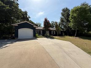 2010 N Locust Street - Photo 1