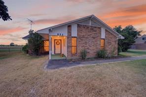 720 S Houston Street - Photo 1