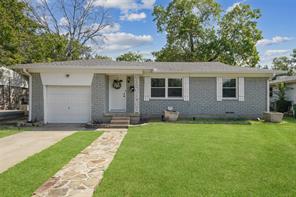 1618 Parkhaven Drive - Photo 1