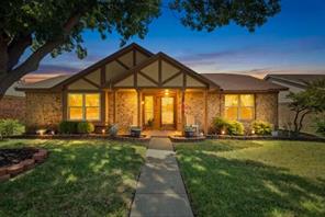 1500 Laredo Lane - Photo 1