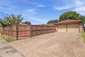1500 Laredo Lane - Photo 25