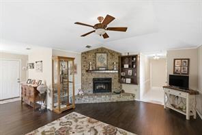 1500 Laredo Lane - Photo 7