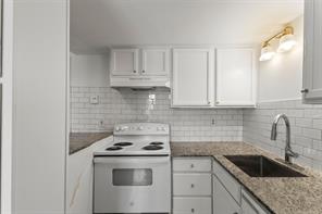 7801 Royal Lane - Photo 6