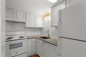 7801 Royal Lane - Photo 7