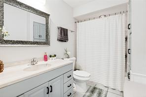 4300 Driftwood Drive - Photo 11