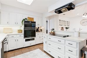 4300 Driftwood Drive - Photo 6
