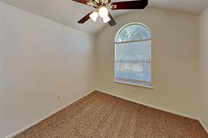 10761 Castle Drive - Photo 12