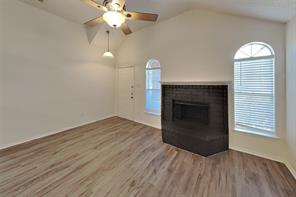 10761 Castle Drive - Photo 2