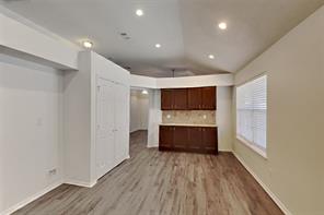 10761 Castle Drive - Photo 6