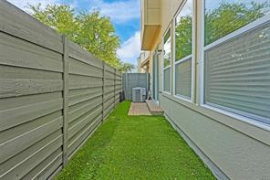 7880 Minglewood Lane - Photo 21