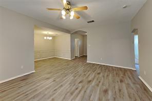 625 Creekview Drive - Photo 3