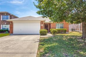 612 Cove Court - Photo 1