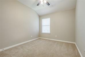 612 Cove Court - Photo 11