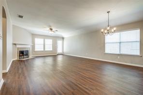 612 Cove Court - Photo 3
