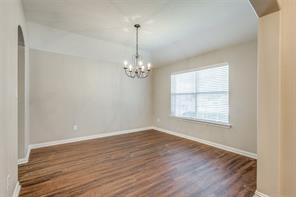 612 Cove Court - Photo 4