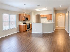612 Cove Court - Photo 5
