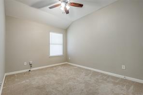 612 Cove Court - Photo 9