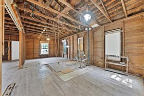515 Woodrow Avenue - Photo 15